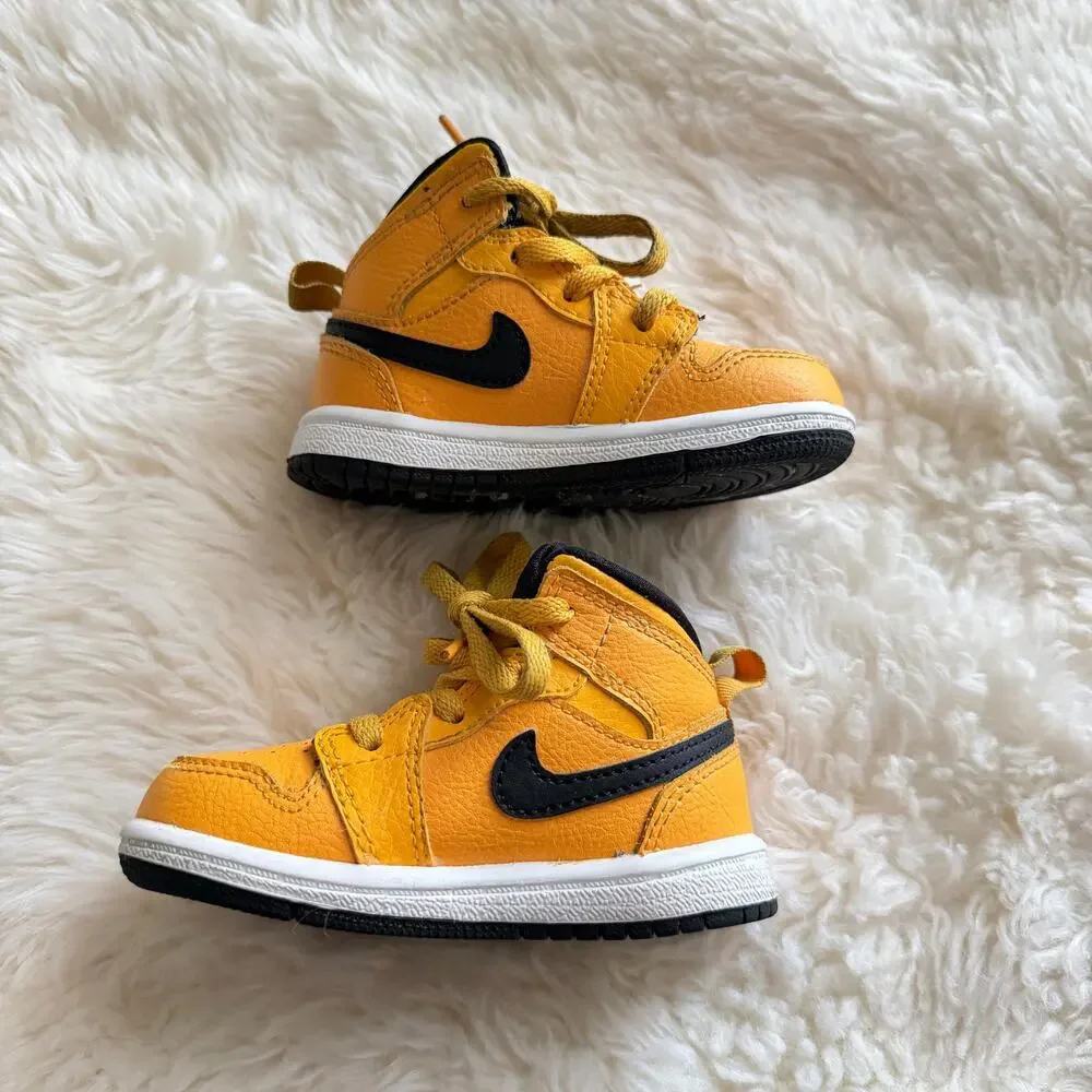 Nike Jordan 1 Mid yellow and black sneaker shoes size 5C